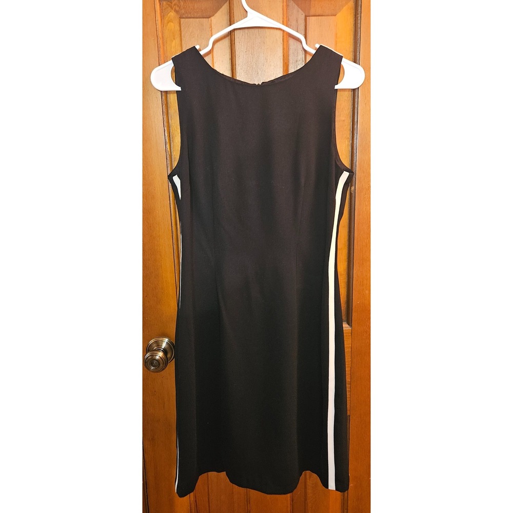 CDCโ Black Sleeveless Sheath Dress with White Side Stripe Size 10